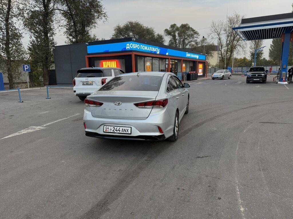 Hyundai Sonata: 2019 г., 2 л, Автомат, Газ, Седан: фото 2