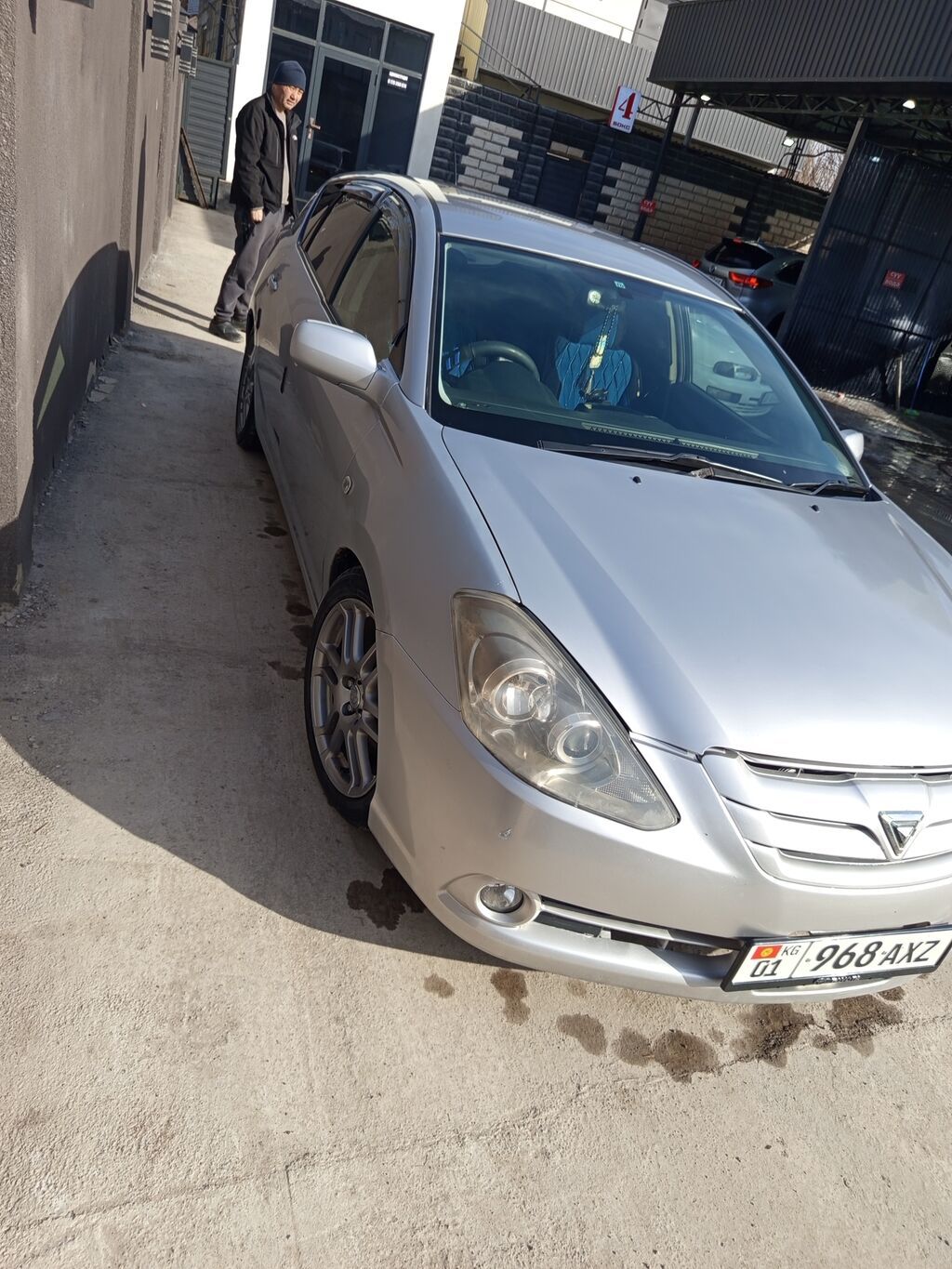 Toyota Caldina: 2005 г., Автомат, Бензин, Универсал: фото 1