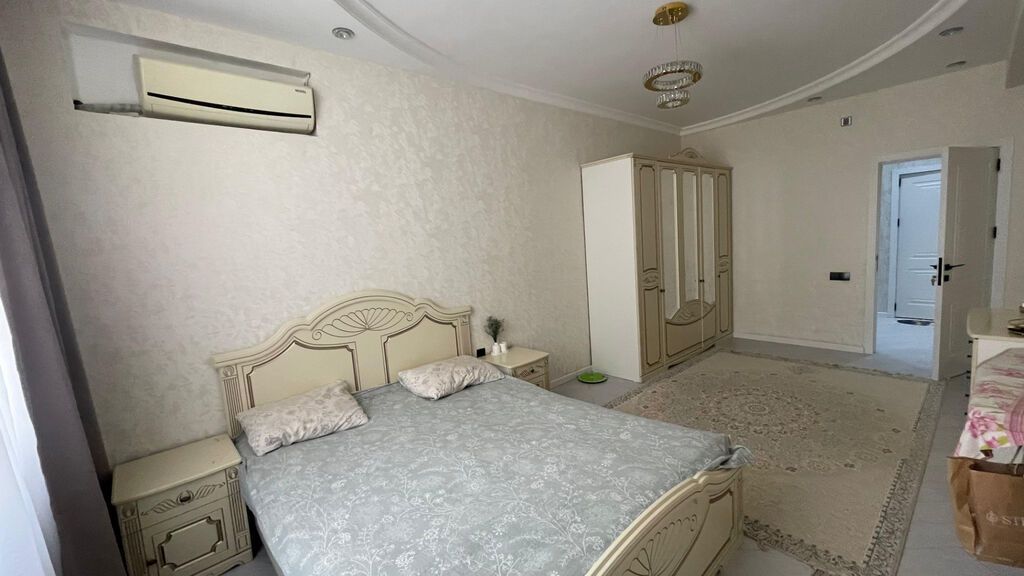 4 otaqlı, Yeni tikili, 135 kv. m