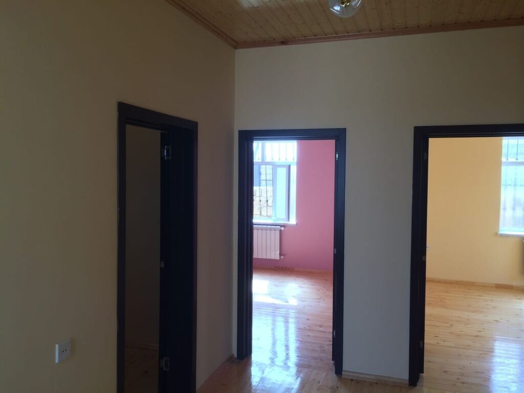 Buzovna qəsəbəsi, Vişnovka – Buzovna-Maştağa yolunun sağında "Saboel"