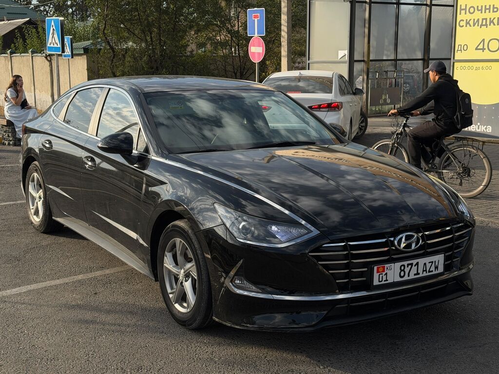 Hyundai Sonata: 2021 г., 2 л, Автомат, Газ, Седан: фото 2