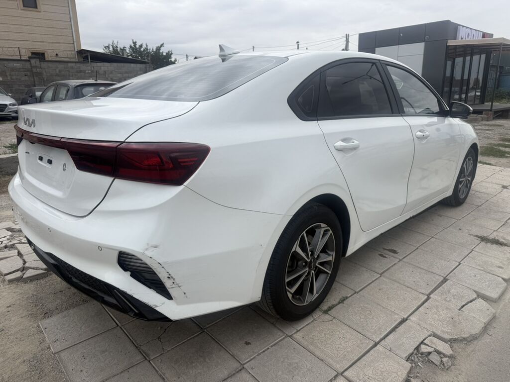 Kia K3: 2022 г., 1.6 л, Вариатор, Бензин, Седан: фото 4