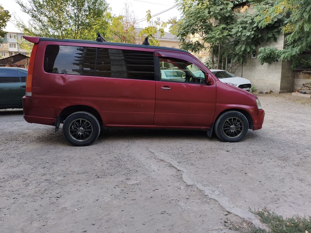 Honda Stepwgn: 2000 г., 2 л, Автомат, Бензин, Минивэн: фото 4