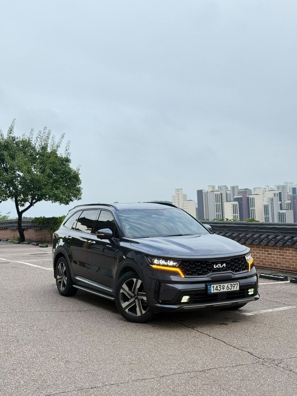 Kia Sorento: 2022 г., 1.6 л, Автомат, Гибрид, Кроссовер: фото 1