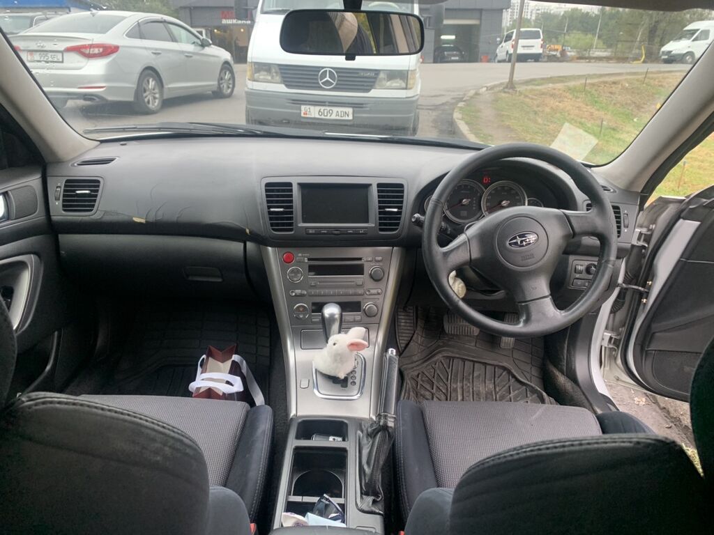 Subaru Legacy: 2003 г., 2 л, Автомат, Бензин, Универсал: фото 2