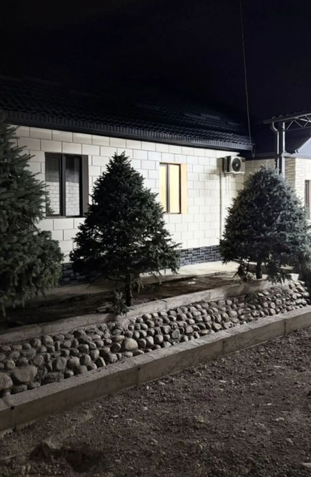 4 комнаты, 160 м², 6 соток, Бишкек, Гоин Риэлтор: фото 2