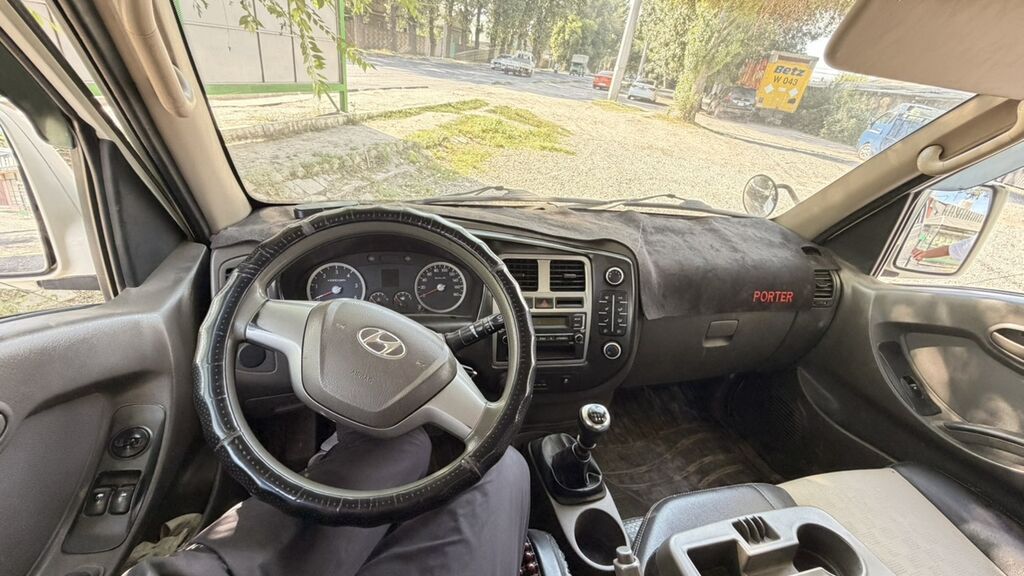 Легкий грузовик, Hyundai, Стандарт, Б/у: фото 2