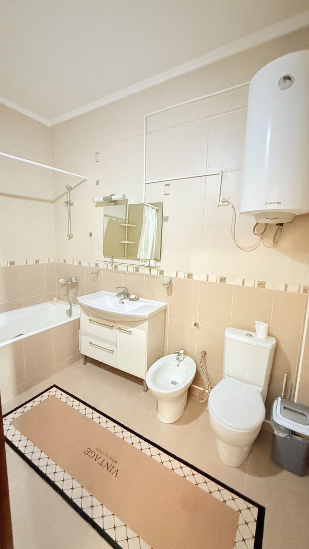 4 комнаты, 210 м², Золотой квадрат Индивидуалка, 3 этаж, Евроремонт: фото 8