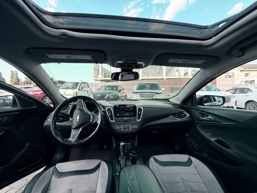 Chevrolet Malibu: 2017 г., 1.5 л, Автомат, Бензин, Седан: фото 2