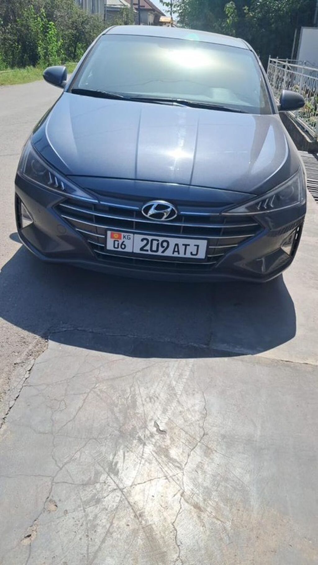 Hyundai Elantra: 2019 г., Бензин, Седан: фото 2