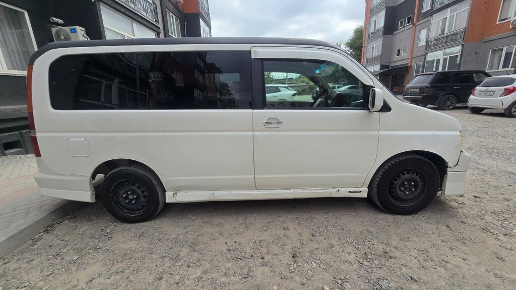 Honda Stepwgn: 2001 г., 2 л, Автомат, Газ, Минивэн: фото 2
