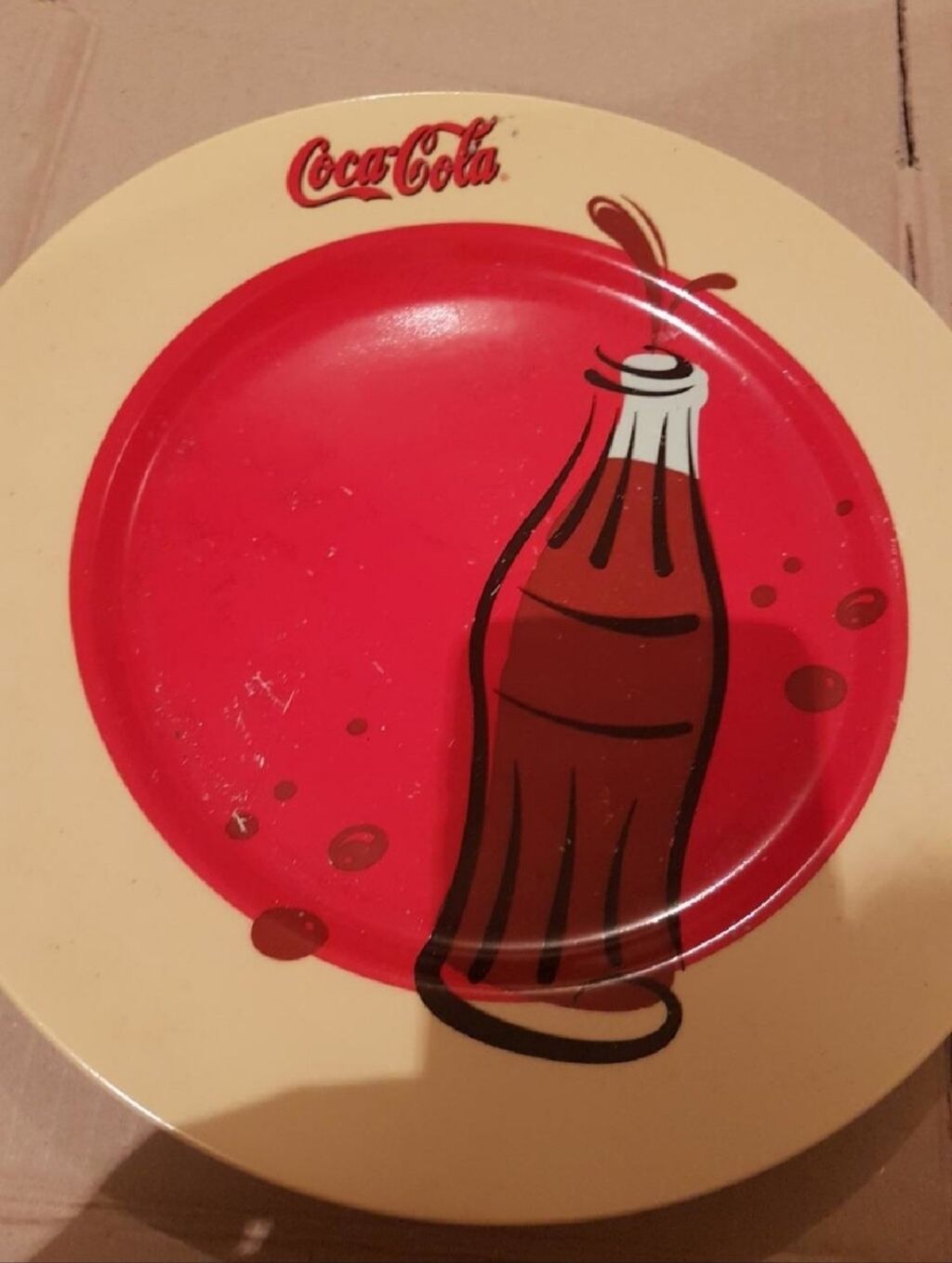 Tacne: Retro tanjiri Coca cola, veliki, sitne ogrebotine, stanje kao na