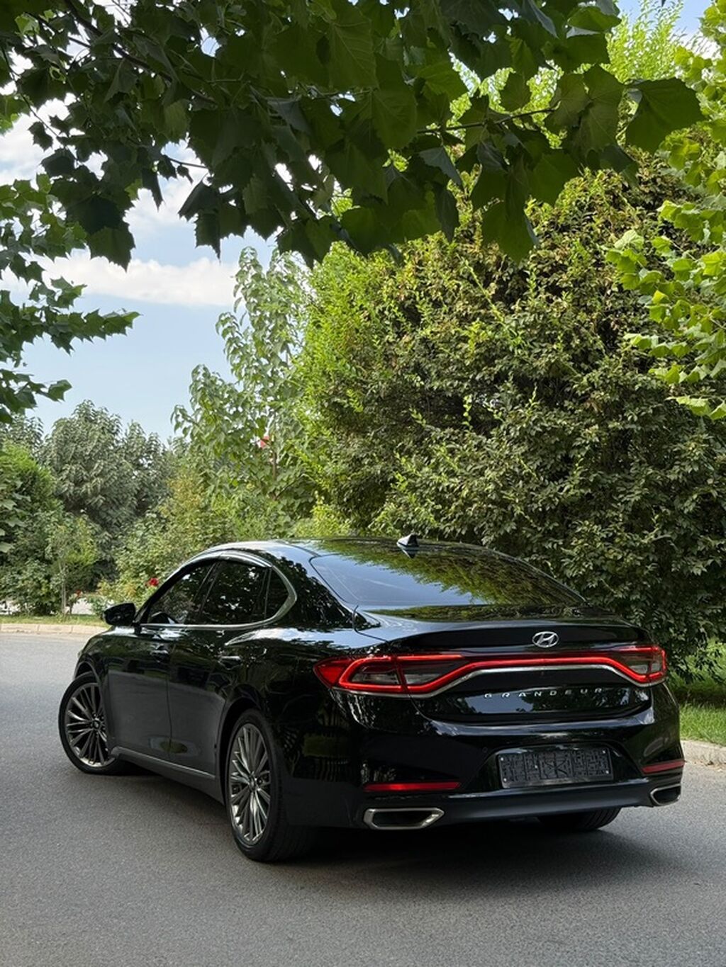 Hyundai Grandeur: 2017 г., 2.4 л, Автомат, Бензин, Седан: фото 2