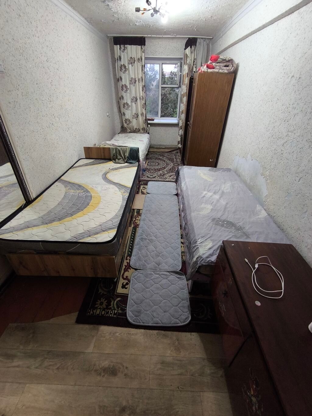 Сдаётся квартира.С подселением, только для парней. Рядом авиационный: фото 8