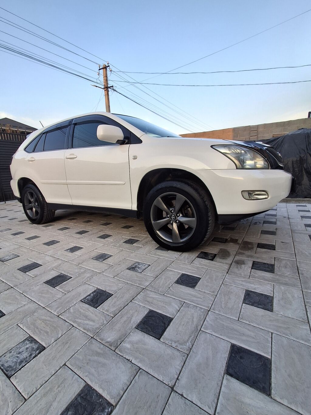 Toyota Harrier: 2004 г., 3 л, Автомат, Бензин, Кроссовер: фото 3