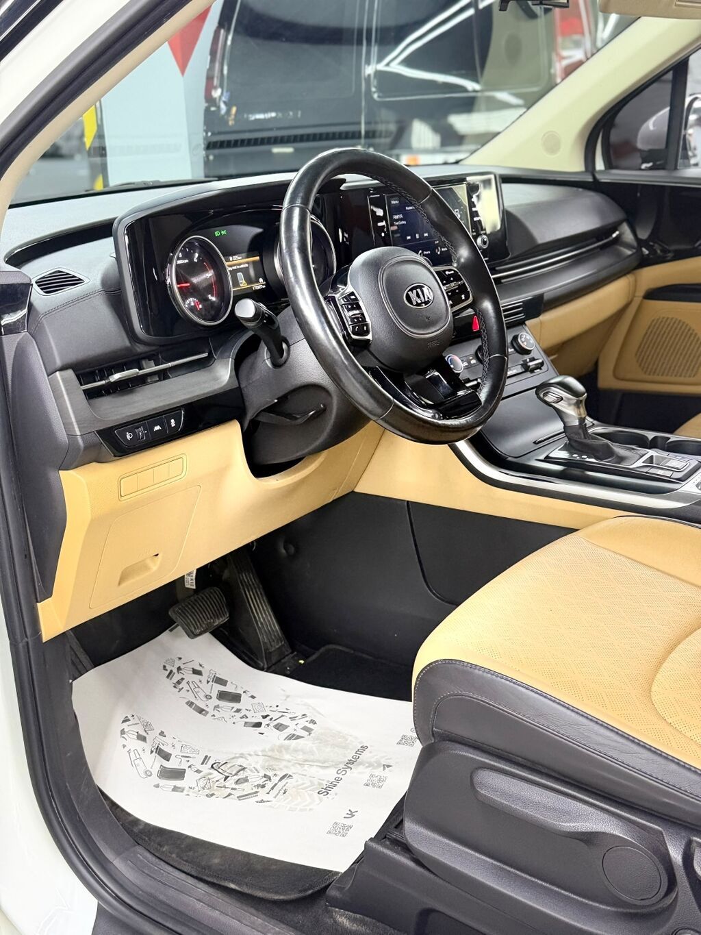 Kia Carnival: 2021 г., 2.2 л, Автомат, Бензин, Минивэн: фото 6