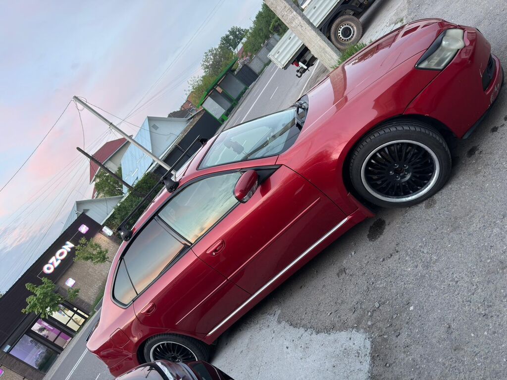 Subaru Legacy: 2004 г., 3 л, Автомат, Бензин, Седан: фото 2