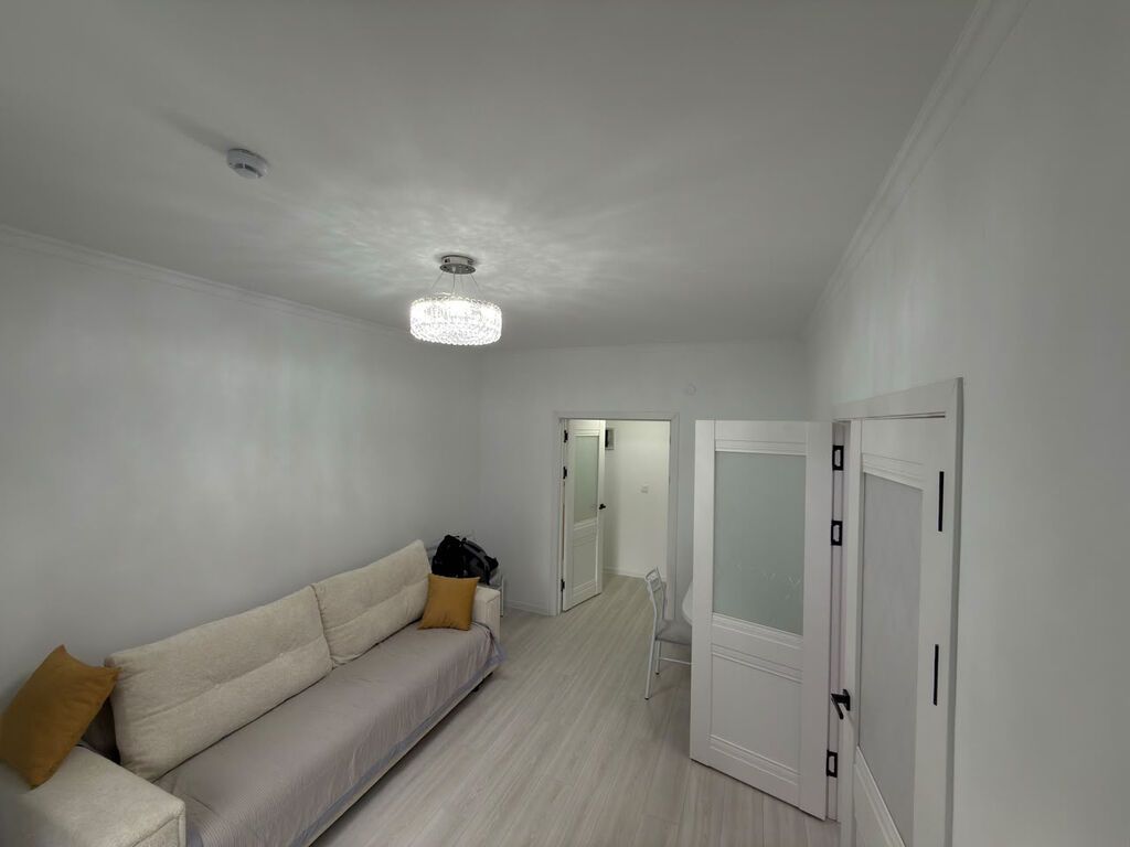 1 комната, 32 м², Пишпек Элитка, 13 этаж, Свежий ремонт: фото 5