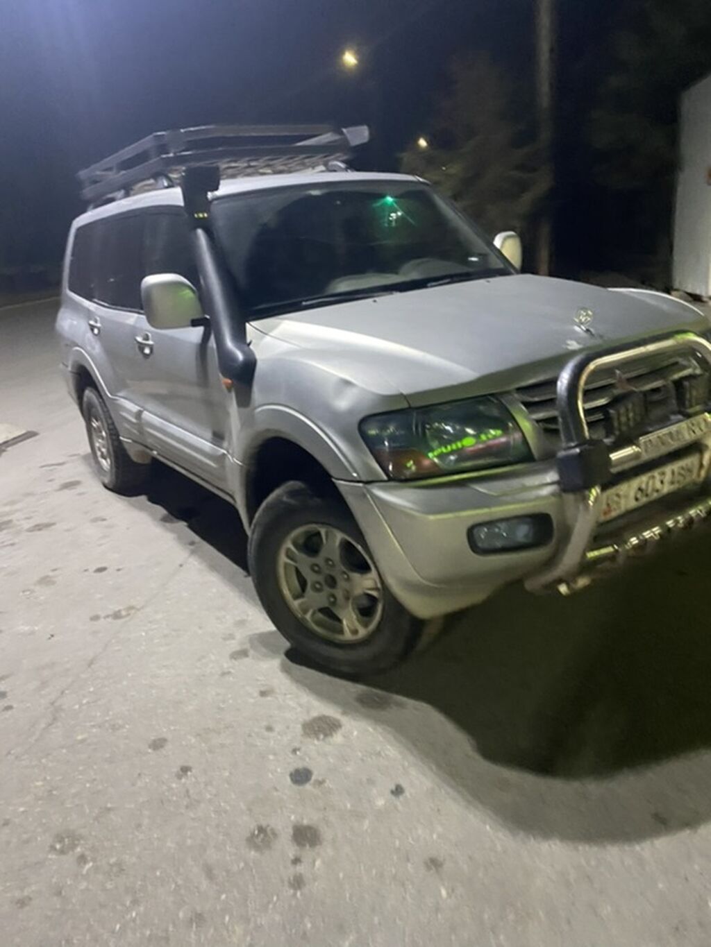 Mitsubishi Pajero: 2001 г., Механика, Дизель, Внедорожник: фото 2