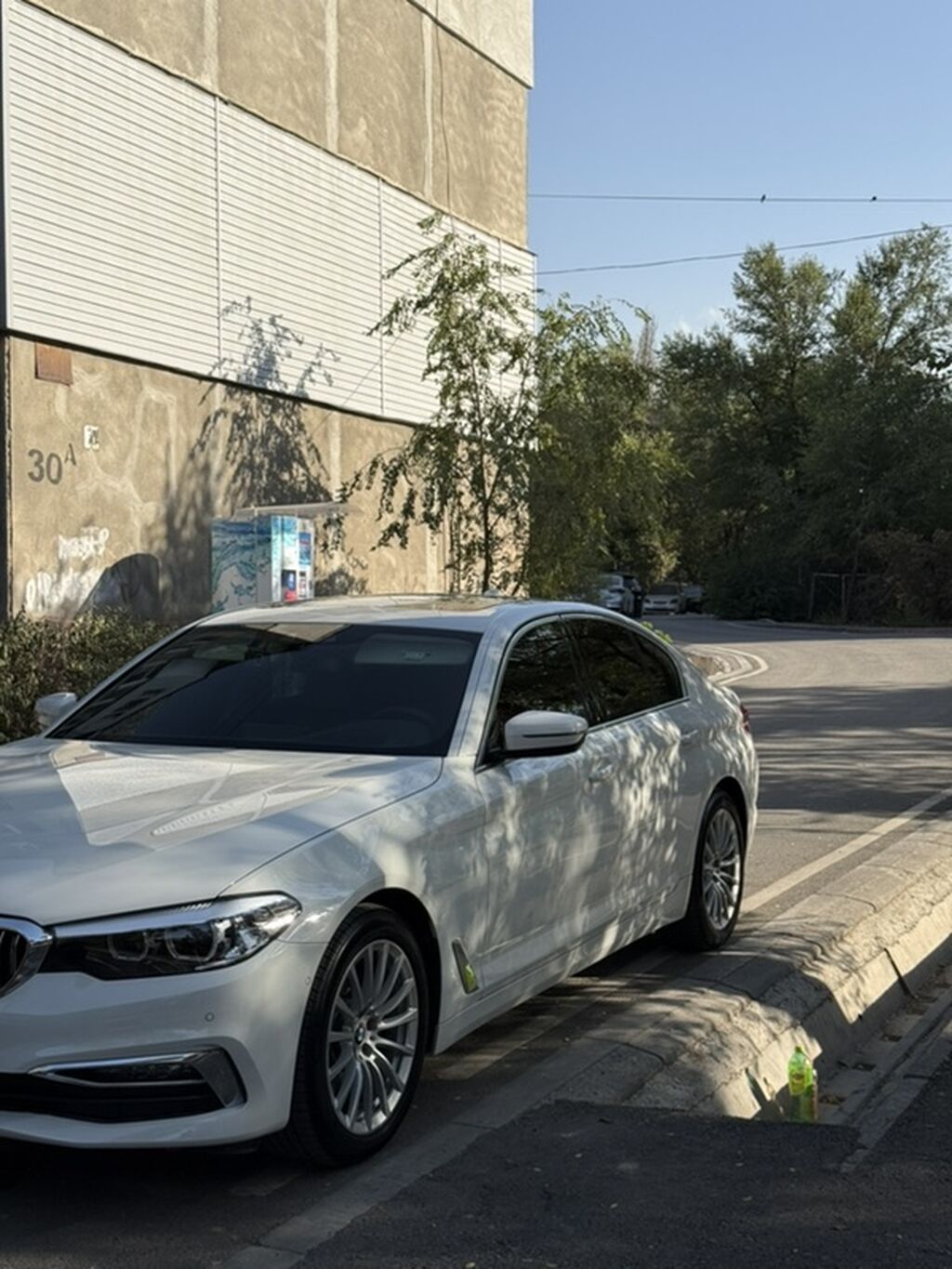 BMW 520: 2019 г., 2 л, Автомат, Бензин, Седан: фото 2