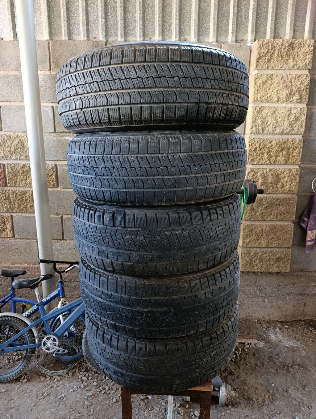 Шины 215 / 60 / R 17, Зима, Б/у, Комплект, Легковые, Bridgestone: фото 3