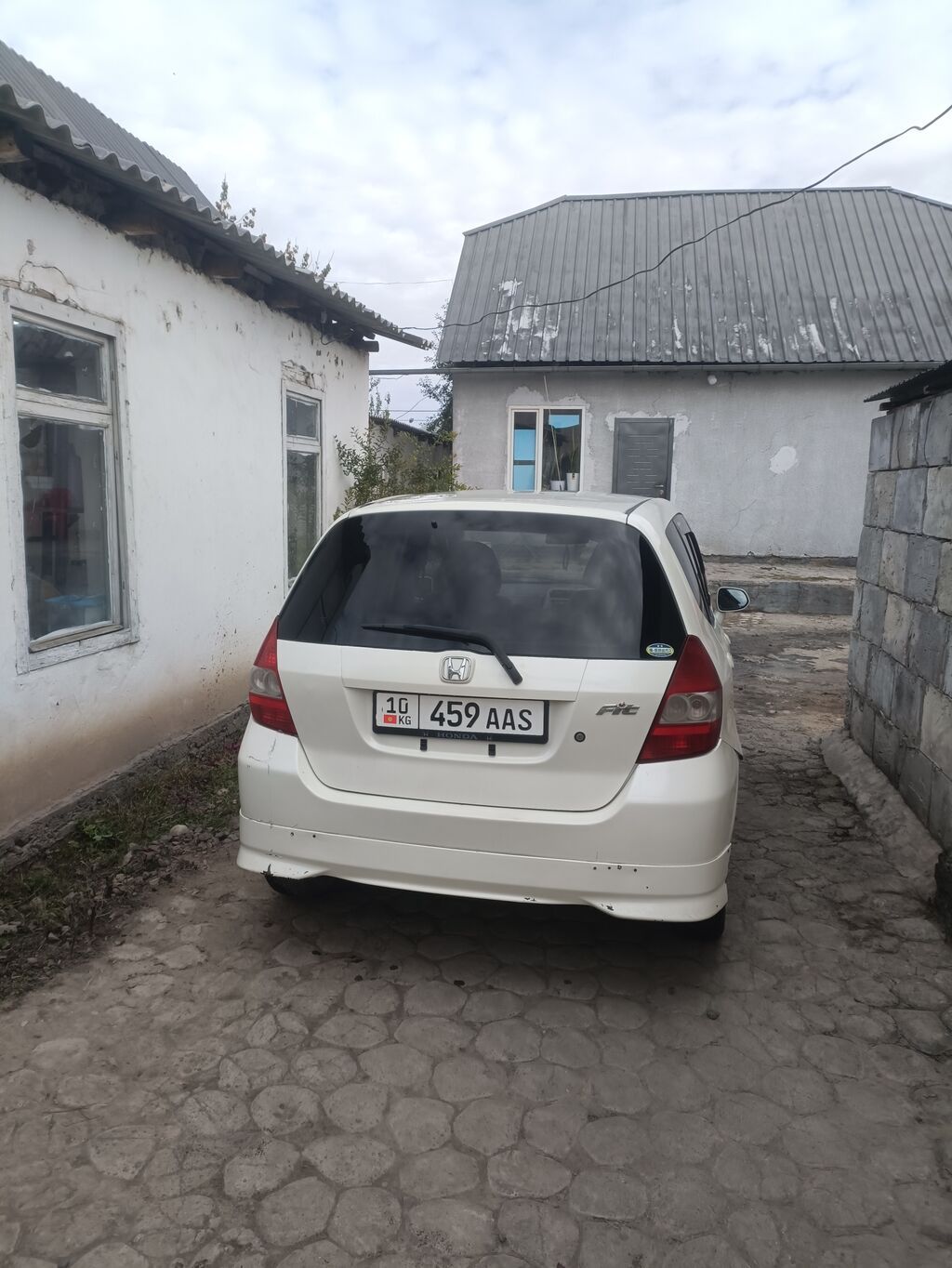 Honda Fit: 2001 г., Автомат, Бензин, Хэтчбэк: фото 5