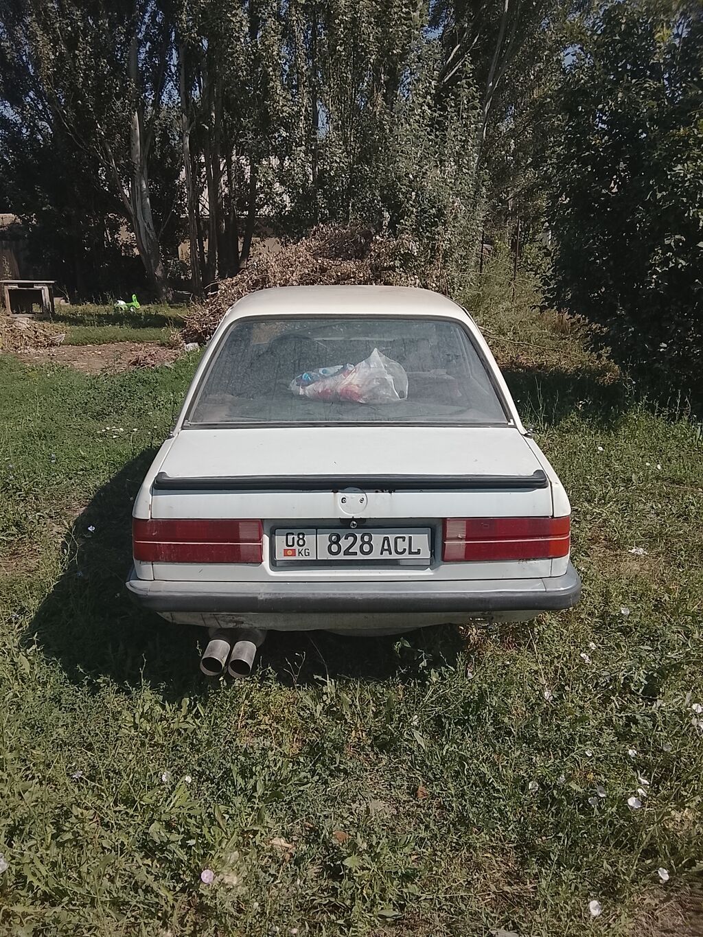 BMW 3 series: 1987 г., 1.8 л, Механика, Бензин, Седан: фото 3