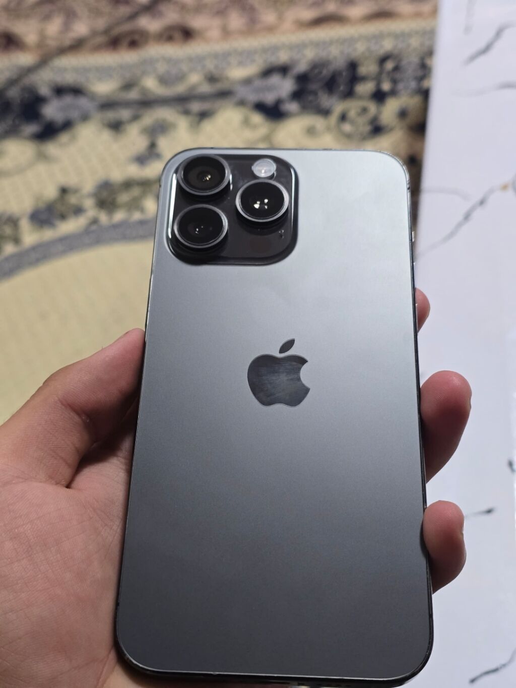 IPhone 15 Pro, Б/у, 256 ГБ, Black Titanium, Зарядное устройство, Защитное стекло, Чехол, 86 %: фото 2