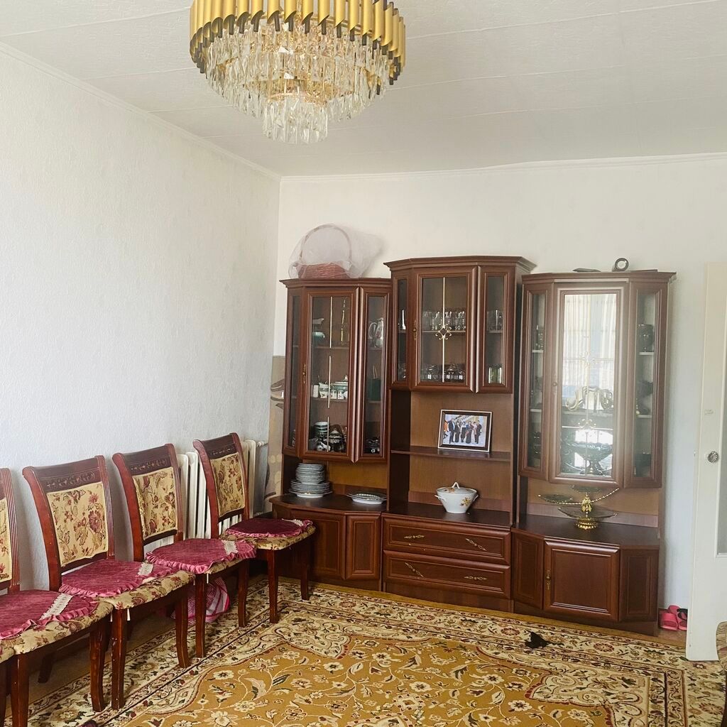 4 комнаты, 86 м², 106 серия, 5 этаж, Косметический ремонт: фото 2