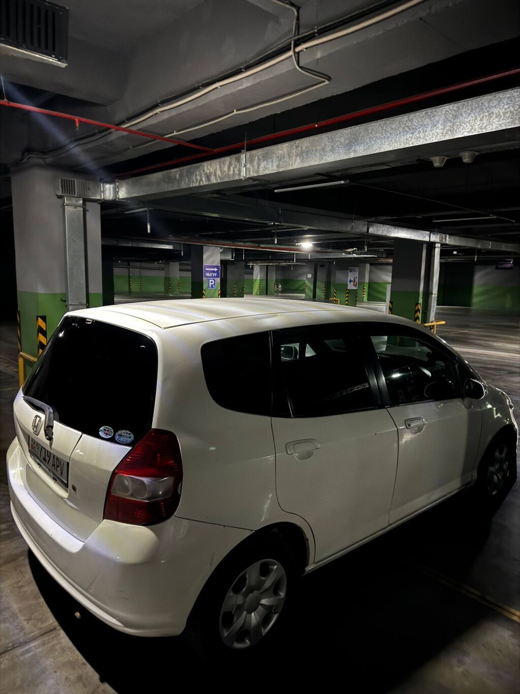 Honda Fit: 2002 г., 1.3 л, Автомат, Бензин, Хэтчбэк: фото 6