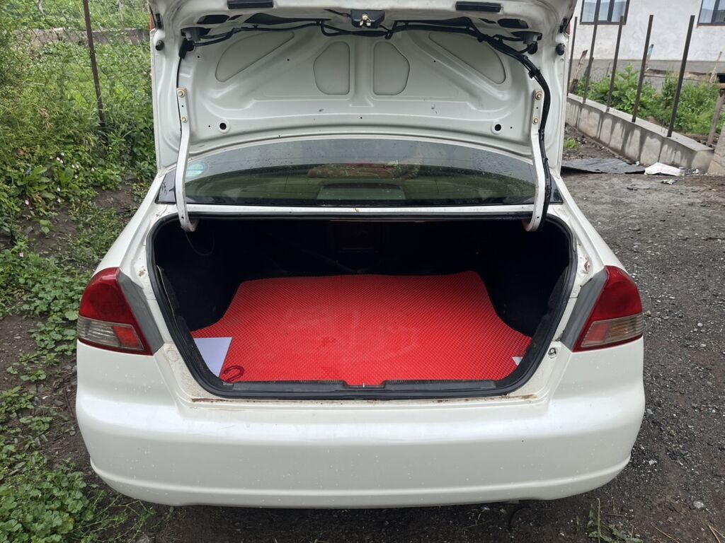 Honda Civic: 2003 г., 1.7 л, Вариатор, Бензин, Седан: фото 5