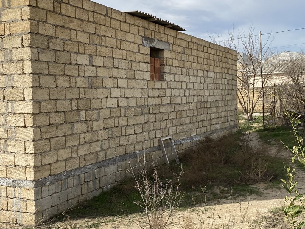 3 otaqlı, 180 kv. m, Kredit yoxdur, Təmirsiz
