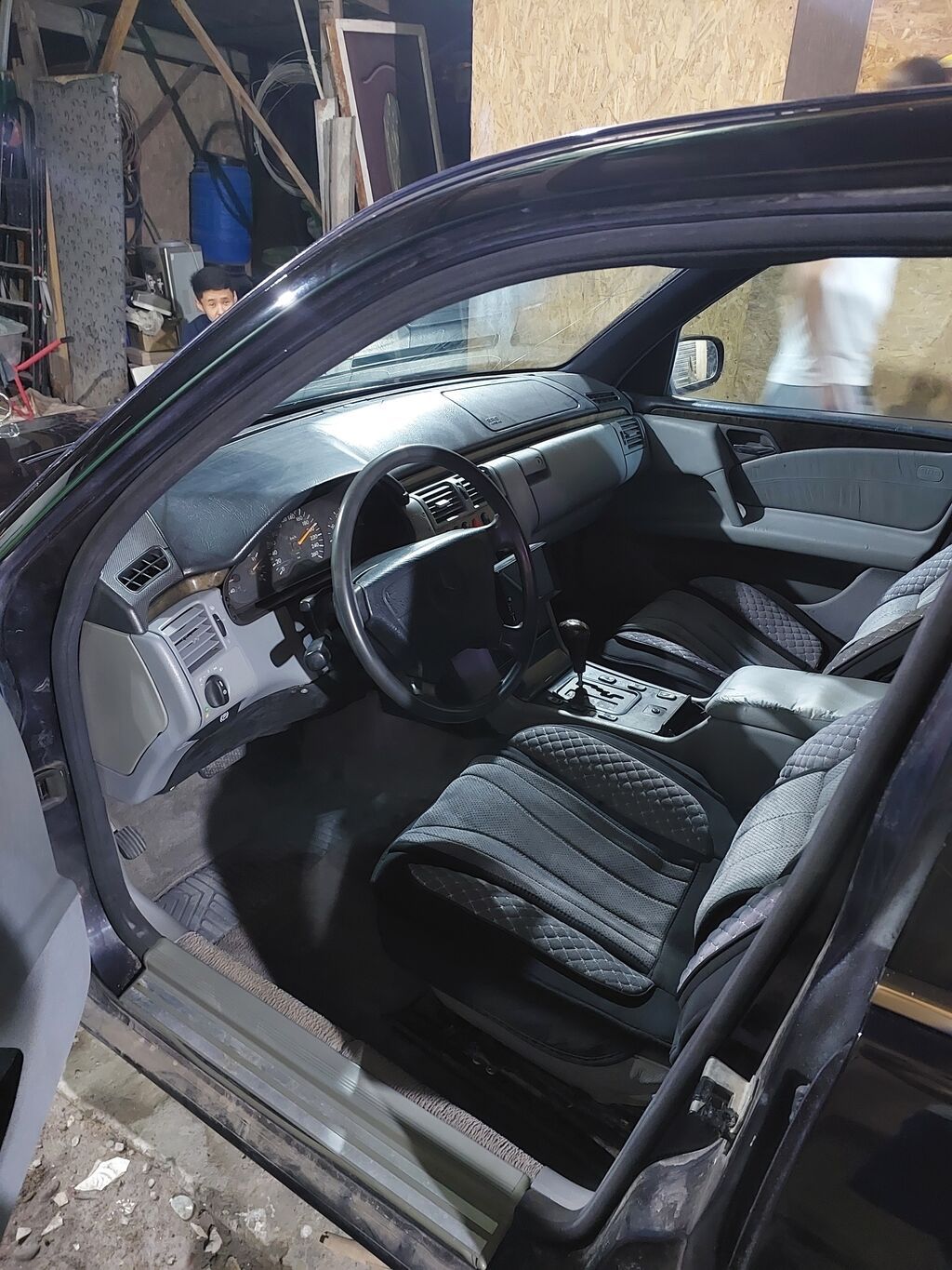 Mercedes-Benz E-Class: 1997 г., 3.2 л, Автомат, Бензин, Седан: фото 1