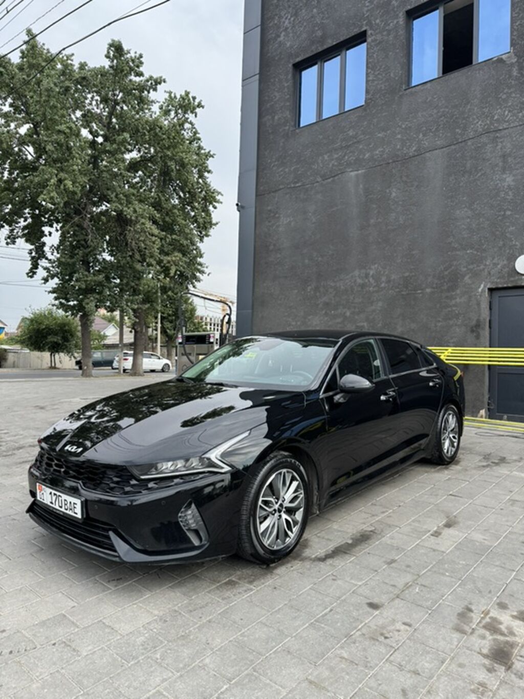Kia K5: 2022 г., 2 л, Автомат, Гибрид, Седан: фото 2