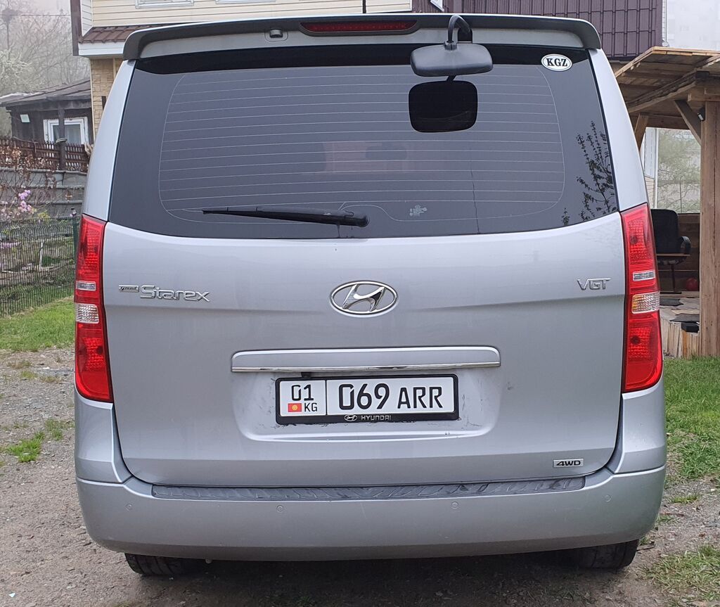 Hyundai Starex: 2019 г., 2.5 л, Автомат, Дизель, Минивэн: фото 2