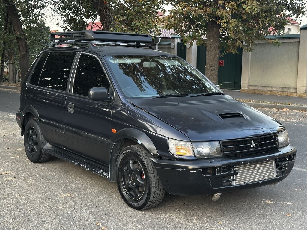 Mitsubishi RVR: 1996 г., 2 л, Механика, Бензин, Кроссовер: фото 3