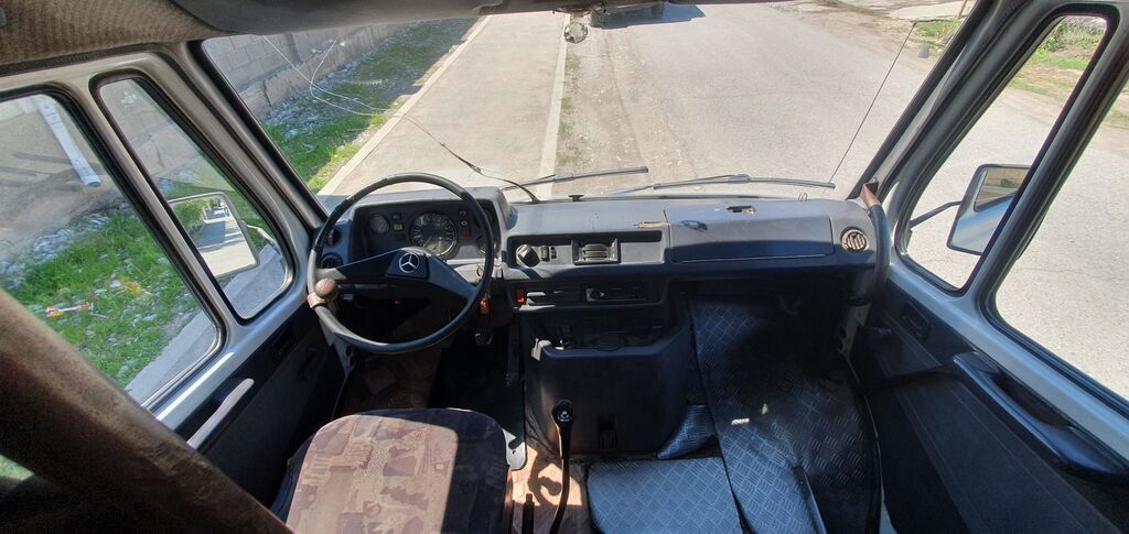 Mercedes-Benz : 1995 г., 2.3 л, Механика, Дизель, Бус: фото 7