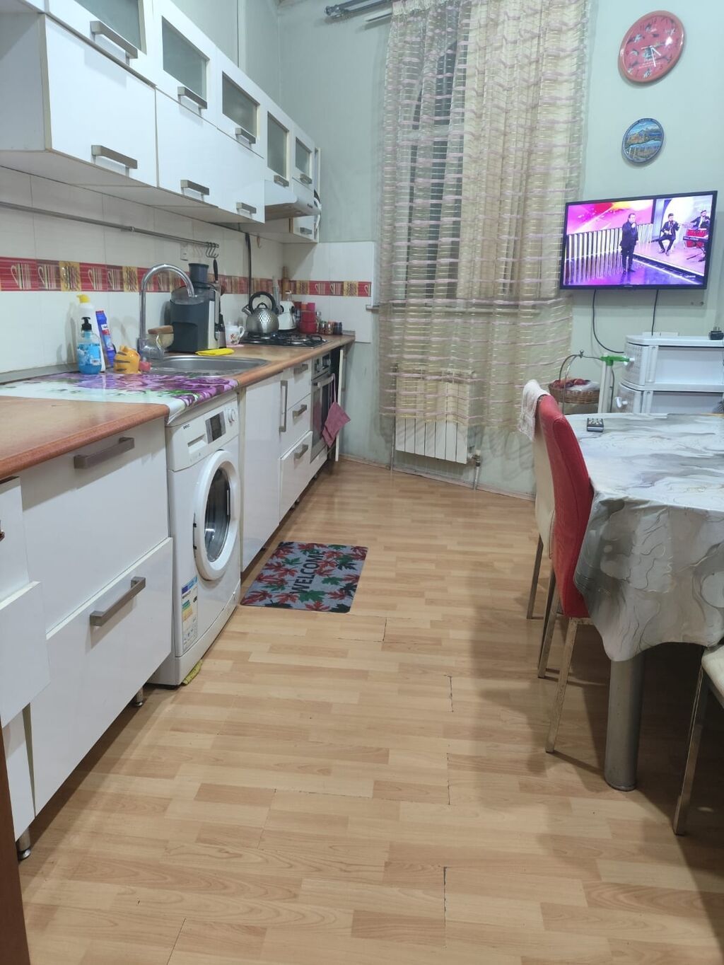 Montin 4 otaqlı, 150 kv. m, Orta təmir