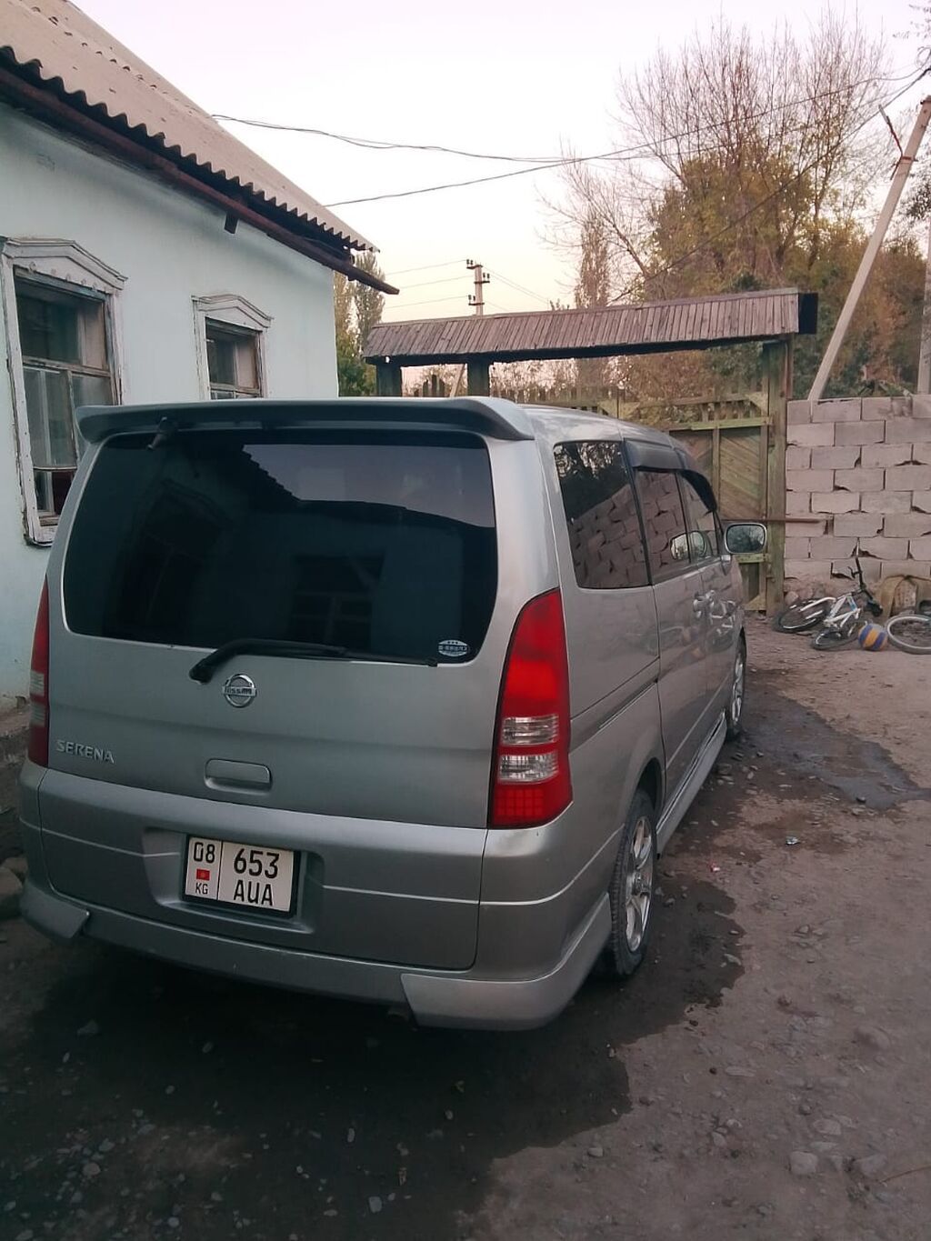 Nissan Serena: 2002 г., 2 л, Автомат, Газ, Минивэн: фото 8