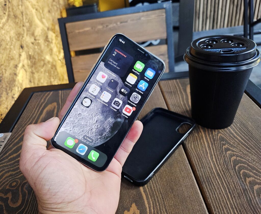 IPhone X, Б/у, 64 ГБ, Белый, Чехол, 74 %: фото 5