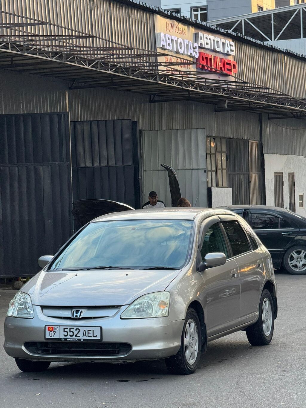 Honda Civic: 2003 г., 1.5 л, Автомат, Бензин, Хэтчбэк: фото 3