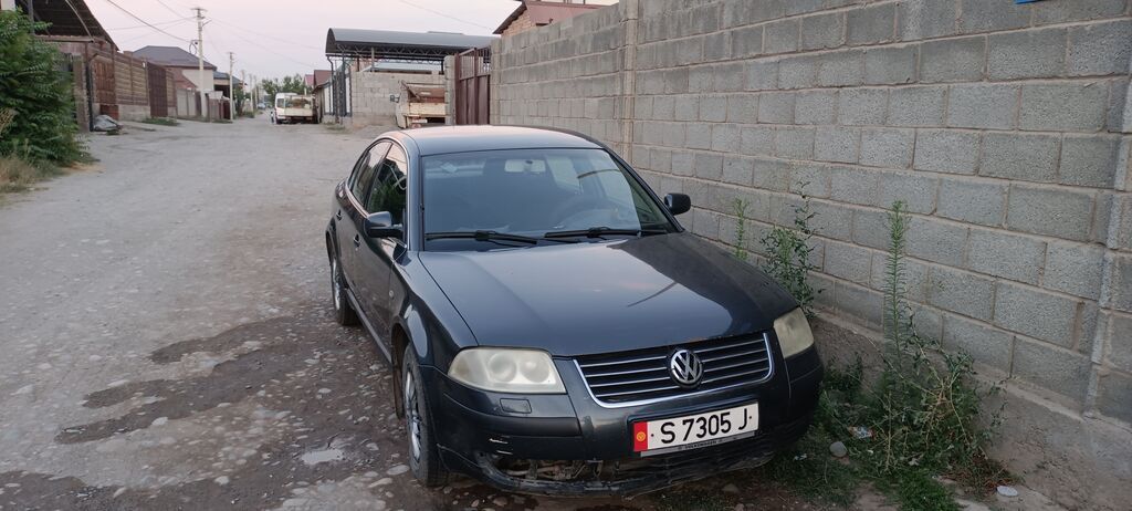 Volkswagen Passat: 2001 г., 1.8 л, Механика, Бензин, Седан: фото 3