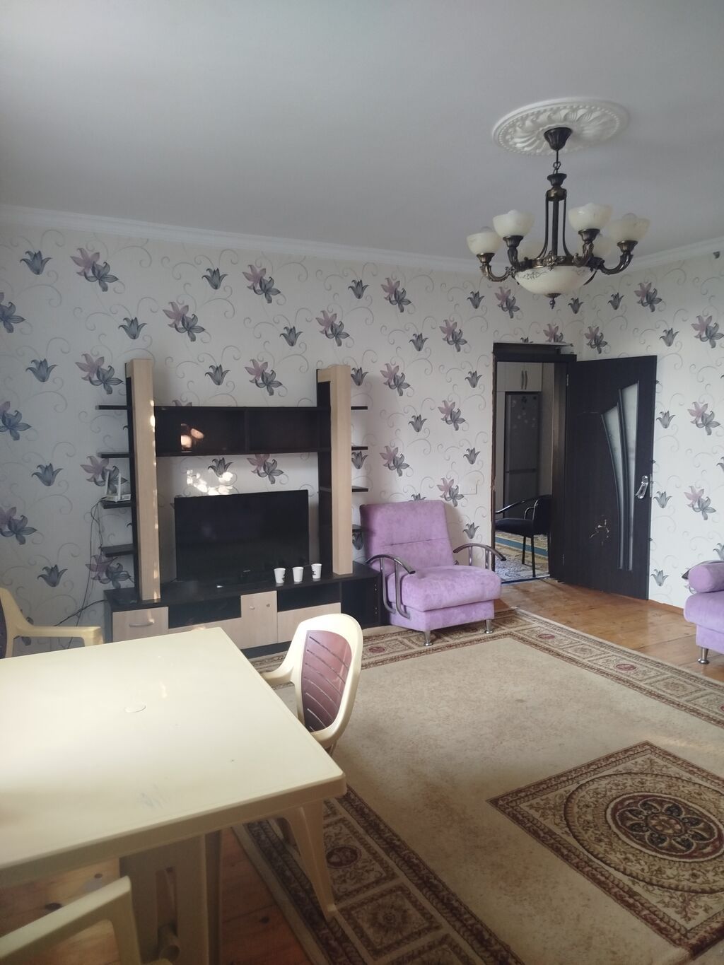 3 otaqlı, 92 kv. m, Kredit yoxdur, Orta təmir