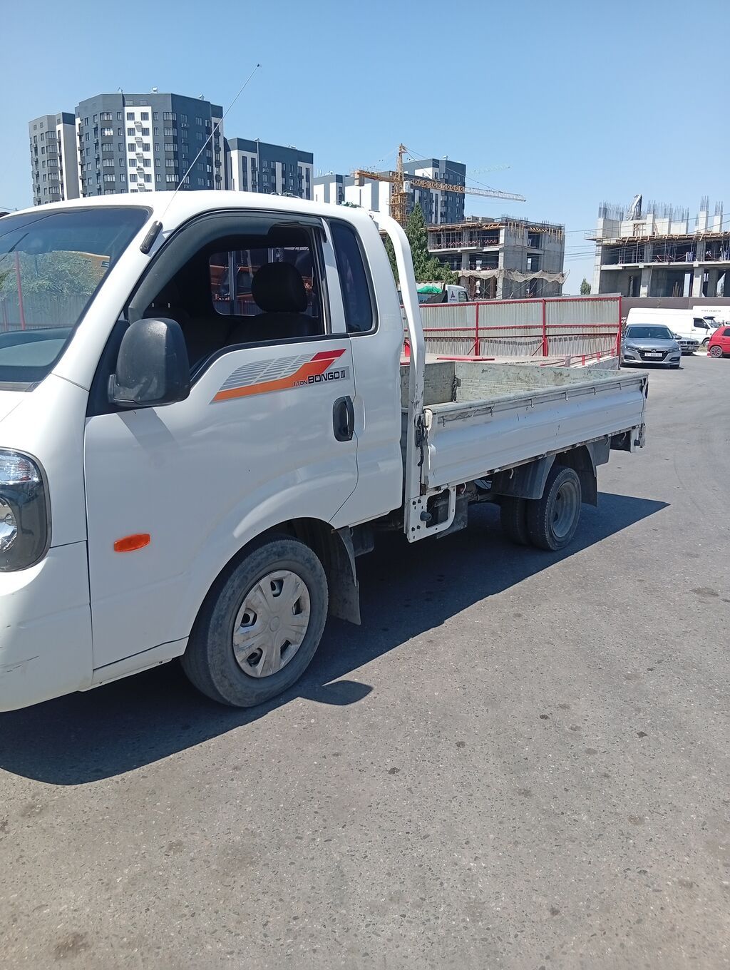 Kia Bongo III – компактный бортовой грузовик Основные характеристики: фото 3