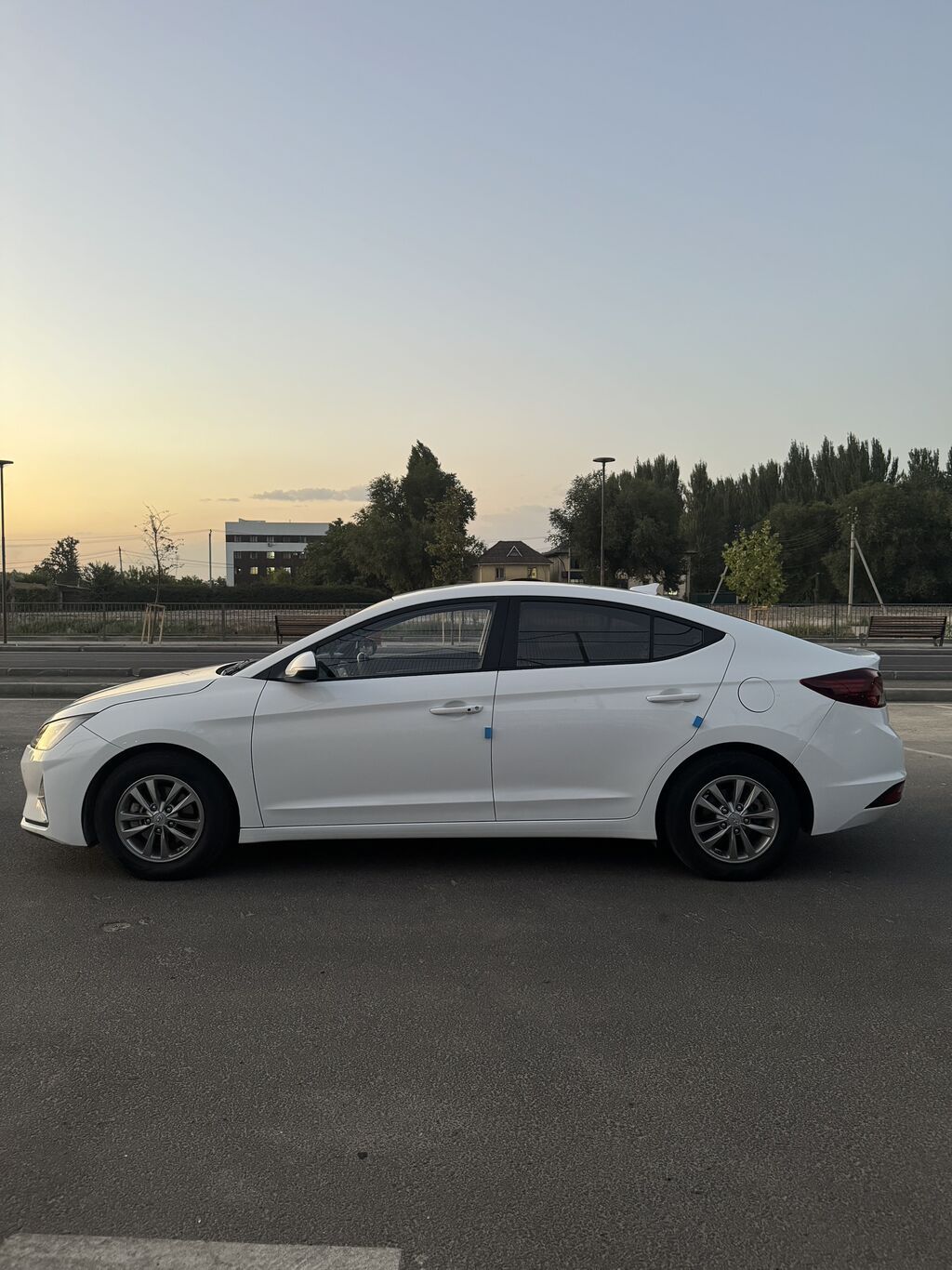 Hyundai Avante: 2019 г., 1.6 л, Автомат, Бензин, Седан: фото 8