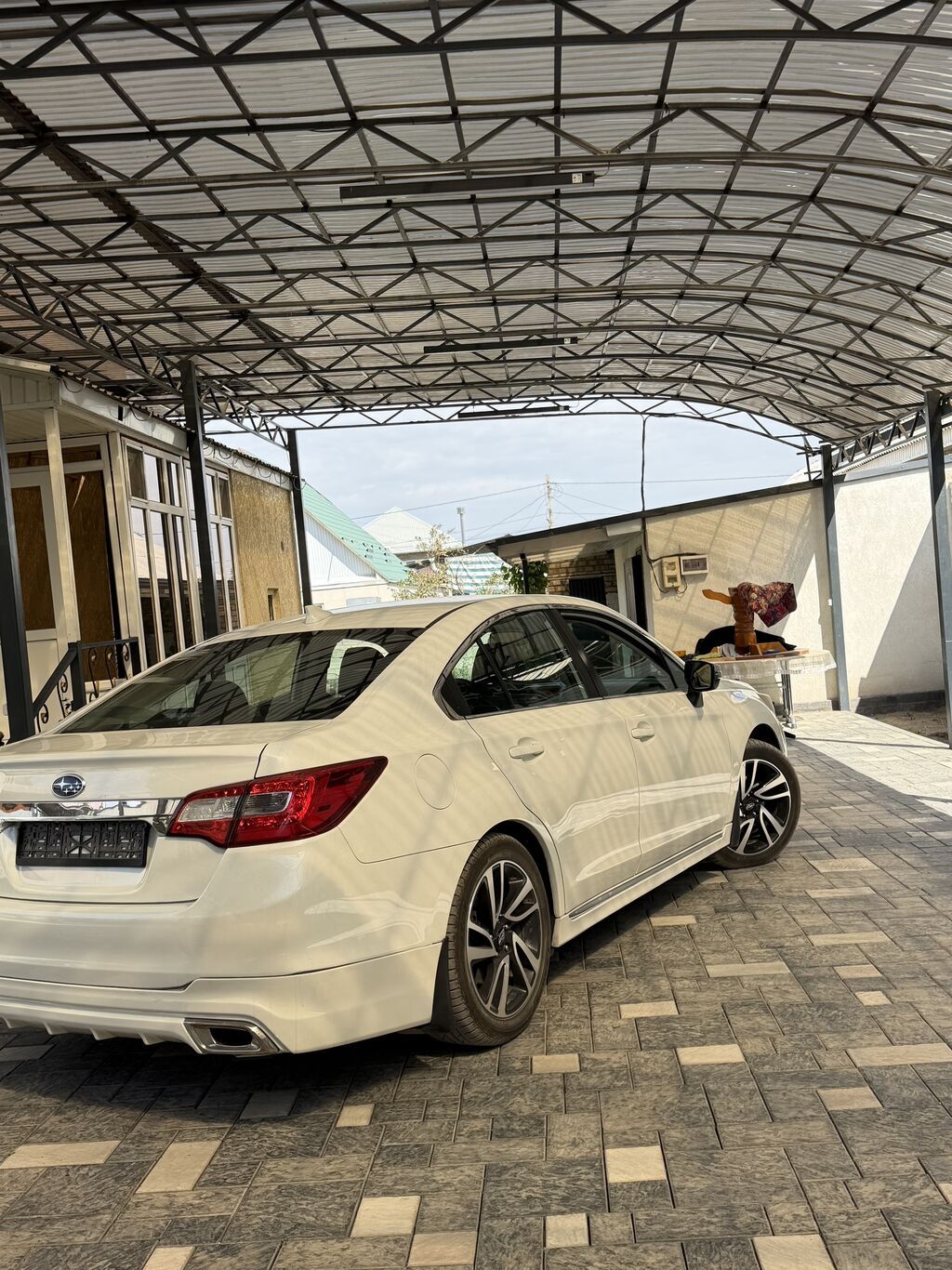 Subaru Legacy: 2017 г., 2.5 л, Вариатор, Бензин, Седан: фото 3