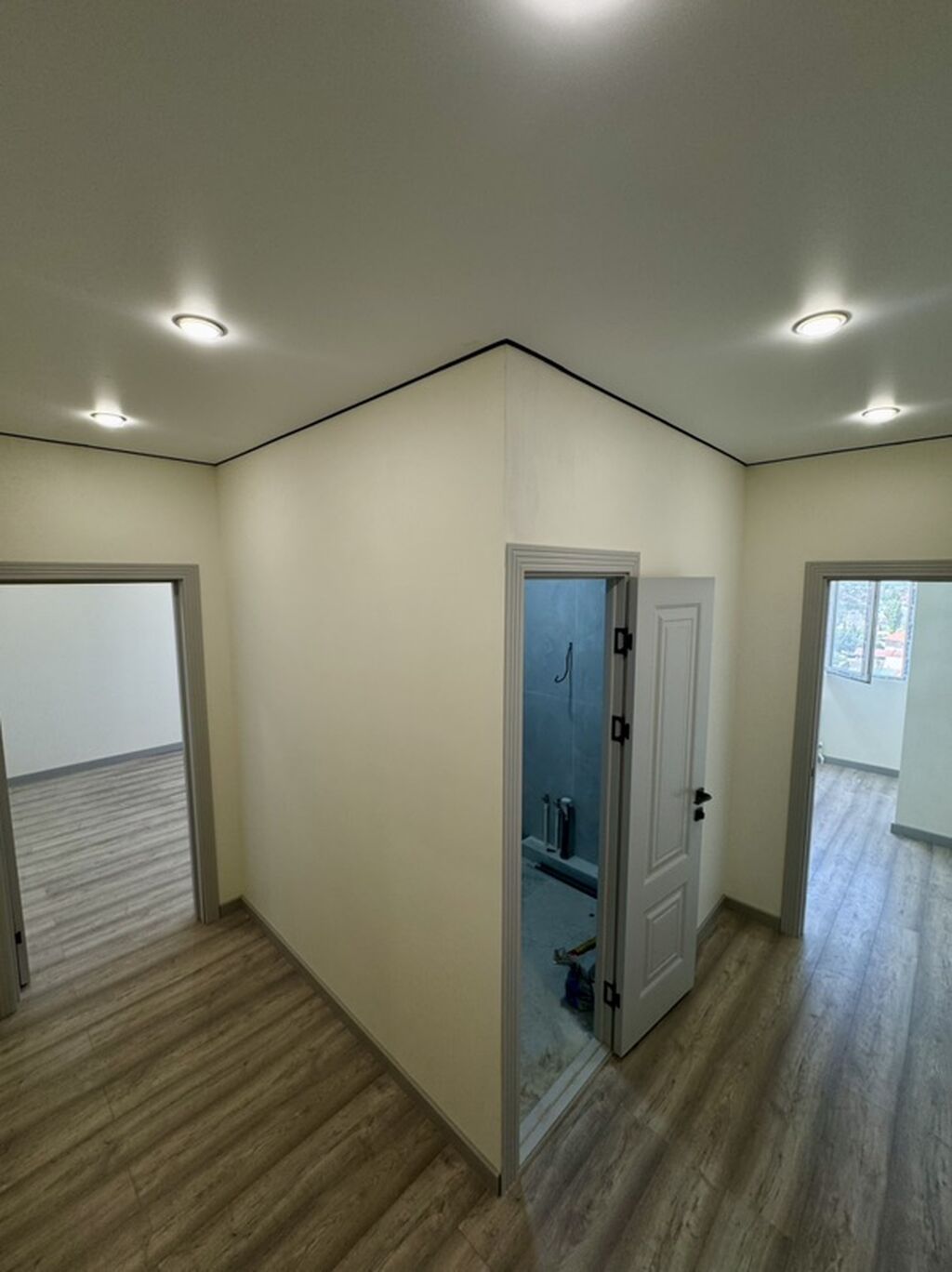 3 комнаты, 90 м², Киргизия 1 Элитка, 8 этаж, Свежий ремонт: фото 3
