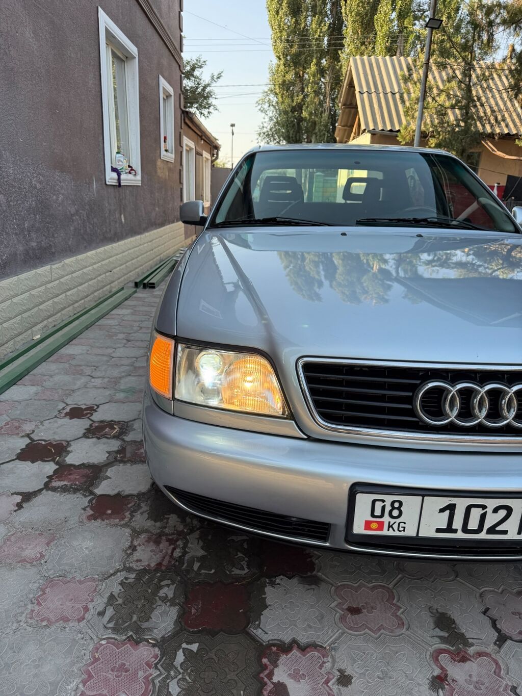 Audi A6: 1995 г., 2.8 л, Механика, Бензин, Седан: фото 2