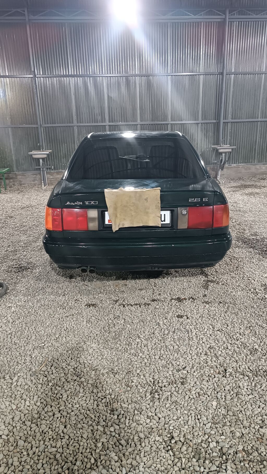 Audi V8: 1993 г., 2.6 л, Механика, Бензин, Седан: фото 8