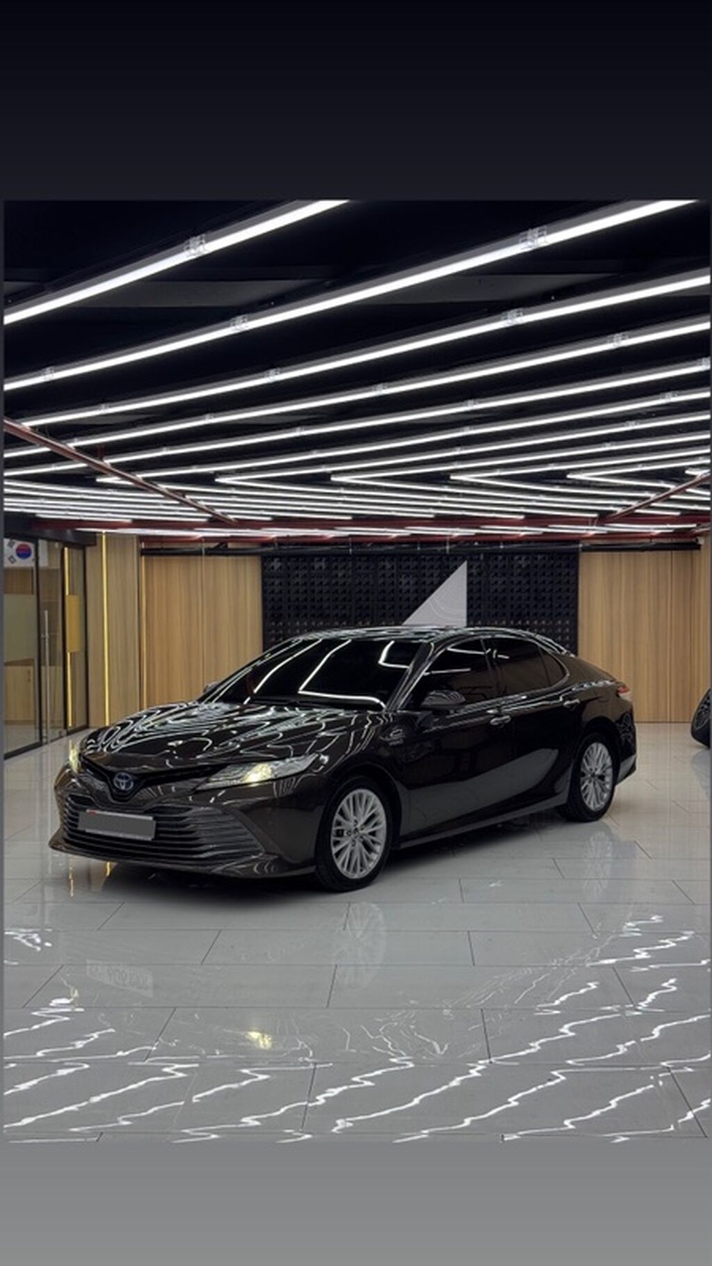 Toyota Camry: 2020 г., 2.5 л, Вариатор, Гибрид, Седан: фото 3